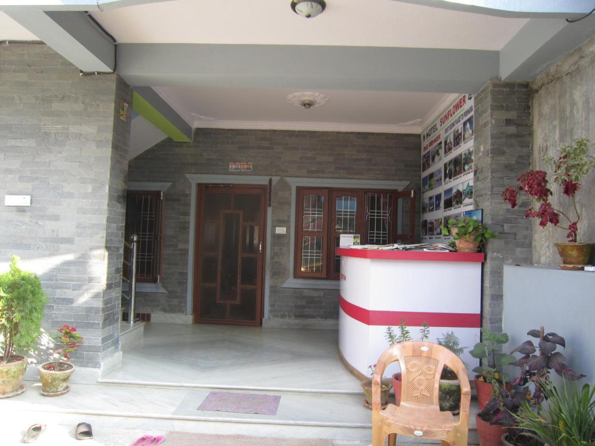 Hotel Sunflower Pokhara Luaran gambar