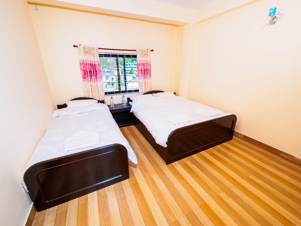 Hotel Sunflower Pokhara Luaran gambar